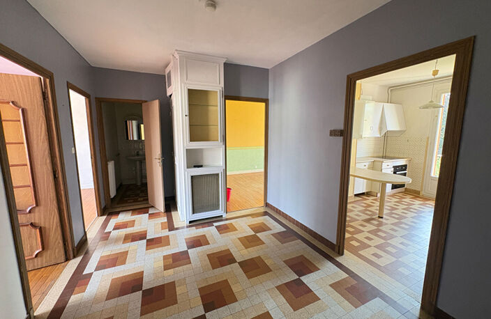 Appartement Voiron 3 pièce(s) 75.36 m2 — photo 2
