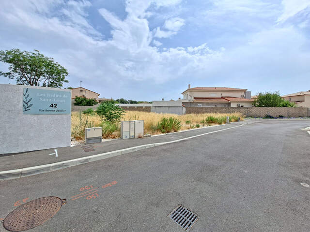 Perpignan Terrain constructible 3 faces de 327m2 — photo du bien