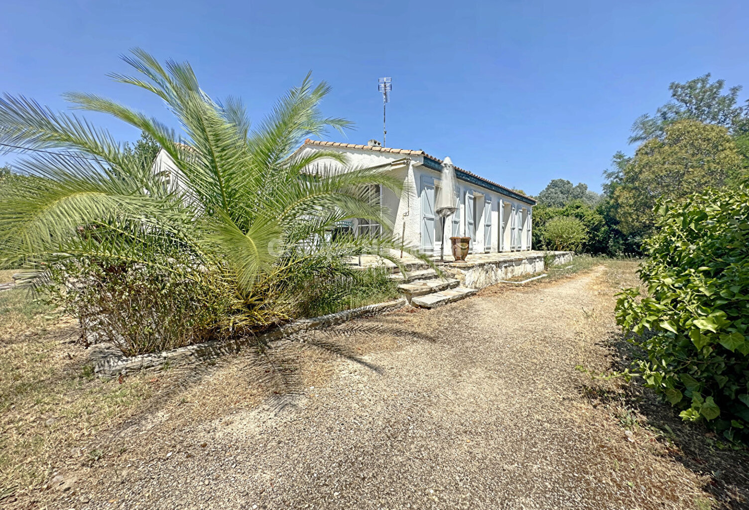 A vendre Villa T5 Fourques (Gard) — photo 1