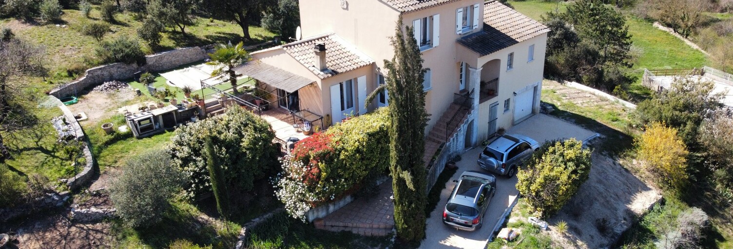 Maison 7 Pièces 177 m² à vendre à Lussan (30580)