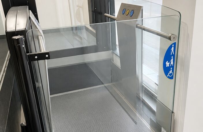 Vente Boutique/Local commercial 180 m&sup2; — photo 2