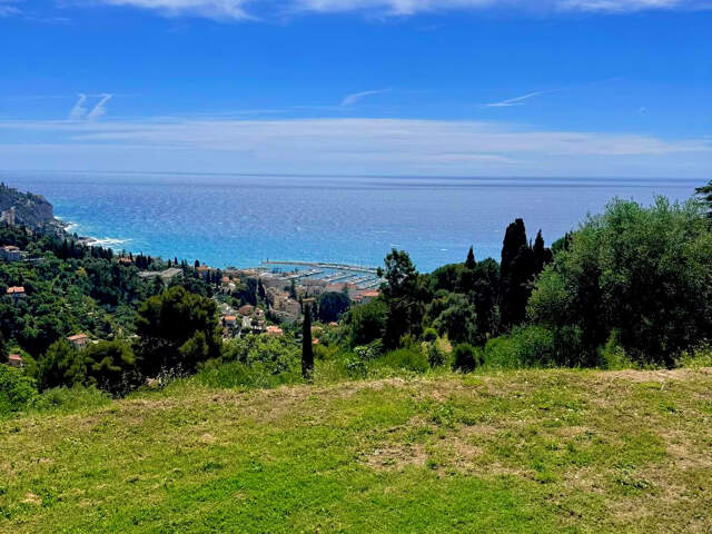 Exclusivité - Menton Garavan - terrain constructible - vue m — photo du bien
