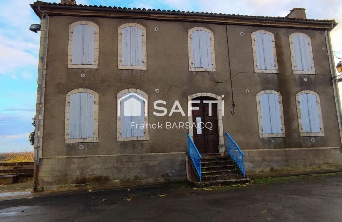ANCIEN PRESBYTERE AVEC JARDIN PANORAMIQUE — photo 2