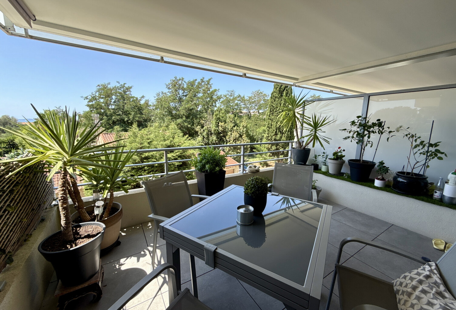 Superbe T3 moderne de 2019 avec terrasse et aperçu mer   Sai — photo 1
