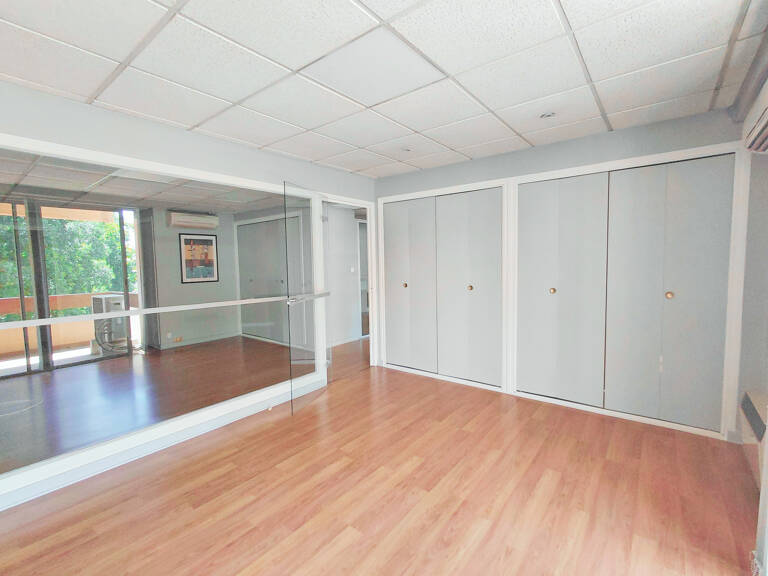 AUBENAS CENTRE - BUREAUX 103m2 — photo 1