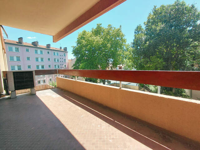AUBENAS CENTRE - APPARTEMENT 90m2 — photo du bien
