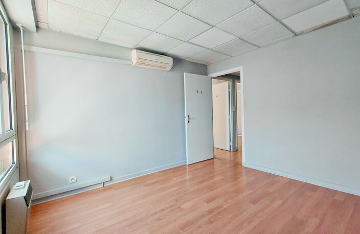AUBENAS CENTRE - APPARTEMENT 90m2 — photo 5