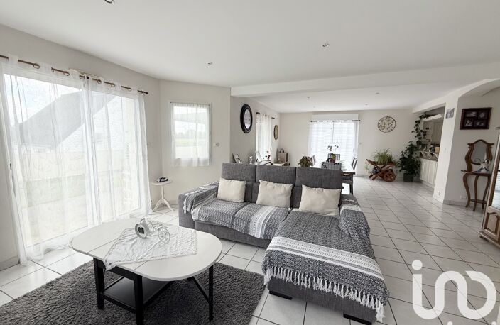 Vente Maison/villa 7 pièces — photo 3