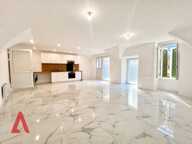 Belle maison de caractère de 200m2 avec 5 chambres en parfait état au cur historique de Roujan — photo 2