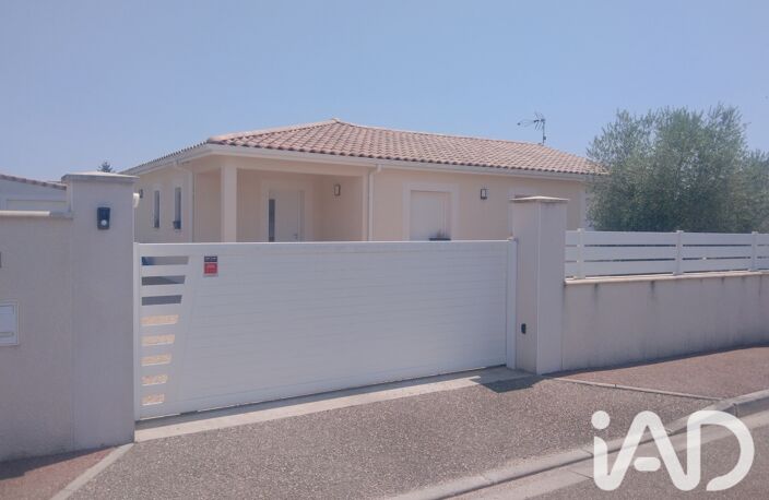 Vente Maison/villa 4 pièces — photo 2