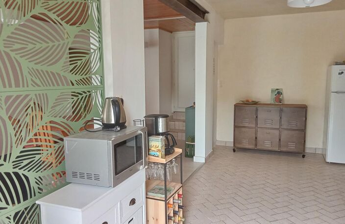 A rénover pour une surface totale d' environ 130 m2 — photo 3