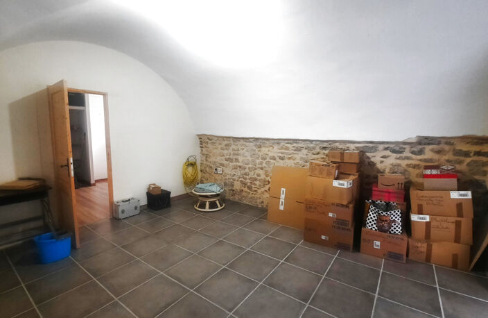 A VENDRE - MAISON DE VILLAGE - QUISSAC — photo 2
