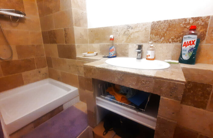 A VENDRE - MAISON DE VILLAGE - QUISSAC — photo 5