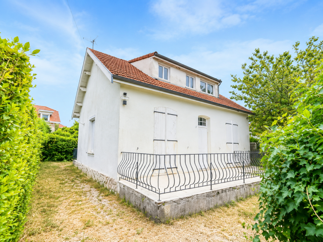 ROYAN Maison 5 Chambres tout à pied au prix de 351.750EUR HAI — photo du bien