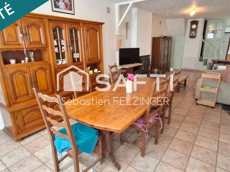 Ensemble immobilier situé dans le village très prisé de Bruyères-et-Montbérault ! — photo 1