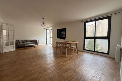 Appartement 3 pièces 990 €
