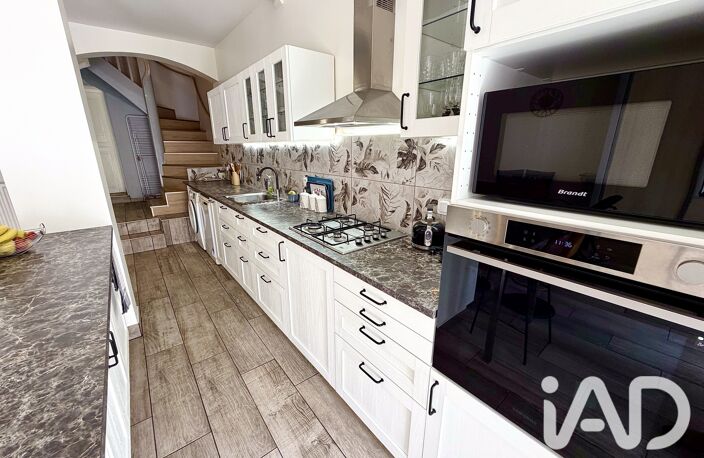 Vente Maison de ville 8 pièces — photo 2