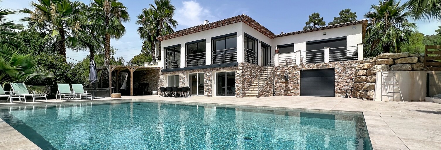 Maison 5 Pièces 400 m² à vendre à Roquebrune-sur-Argens (83520)
