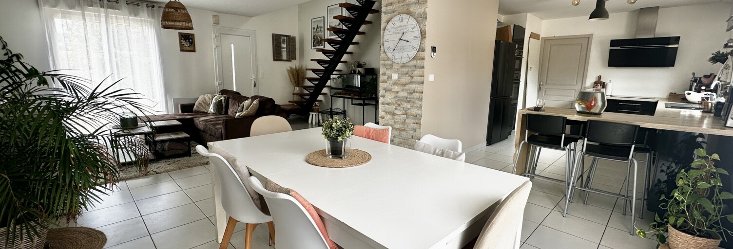 Maison 5 Pièces 96 m² à vendre à Sideville (50690)