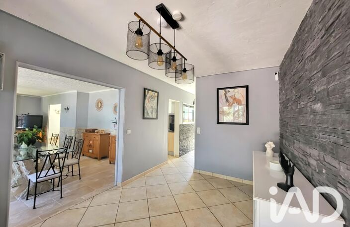 Vente Maison/villa 9 pièces — photo 4