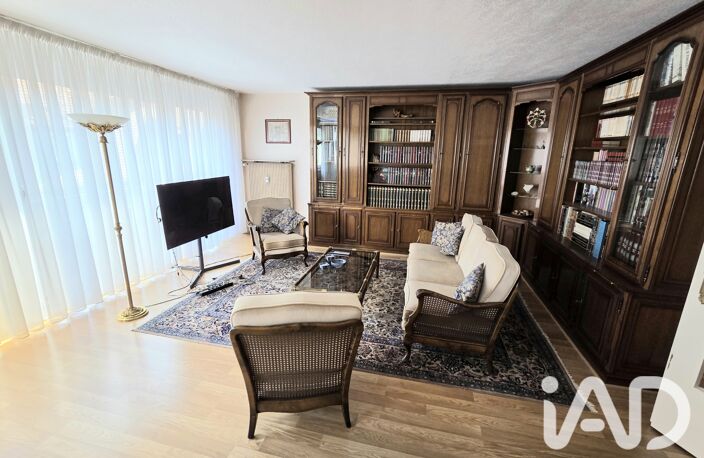 Location Appartement 4 pièces — photo 2