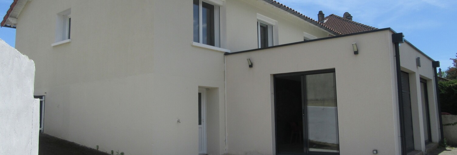 Maison 5 Pièces 100 m² à vendre à Moncoutant (79320)