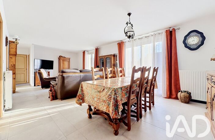 Vente Maison/villa 5 pièces — photo 2