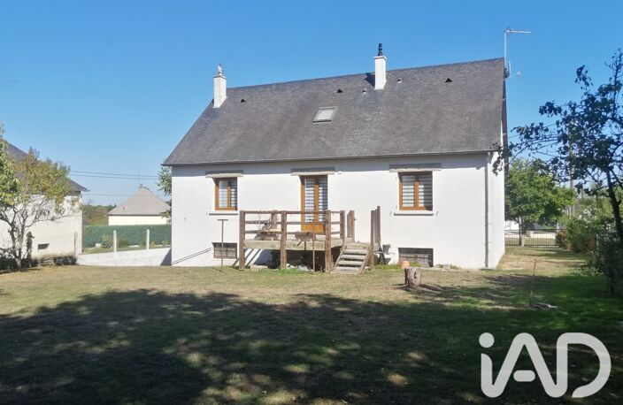 Vente Maison/villa 8 pièces — photo 2