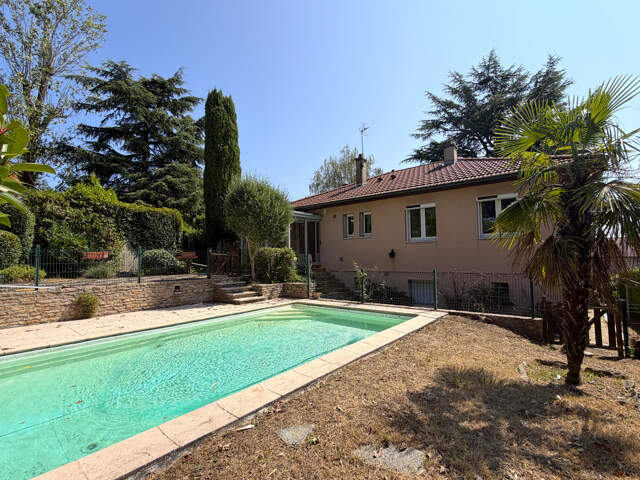 Maison T6 au grand calme avec piscine — photo du bien