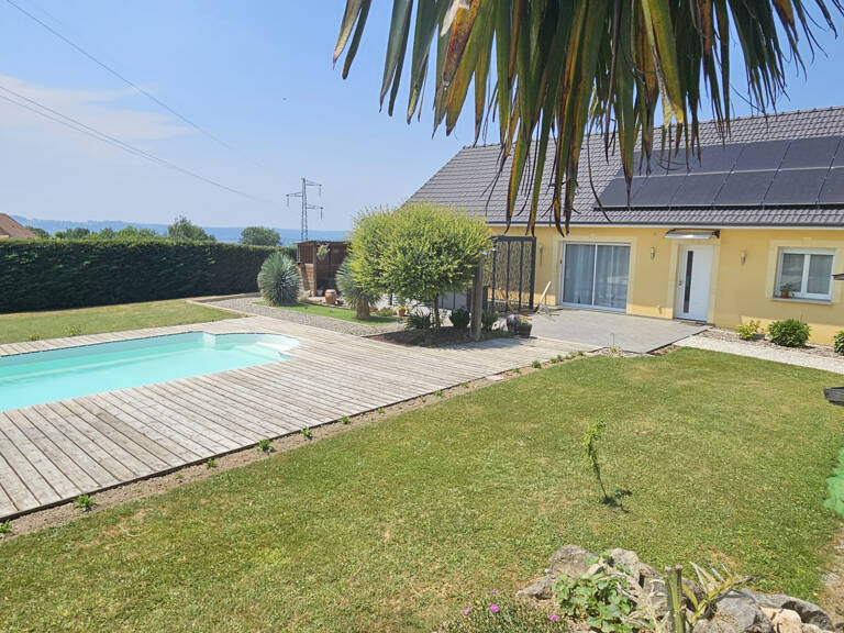 MAISON FAMILIALE DE PLAIN PIED A  PONTACQ — photo 1