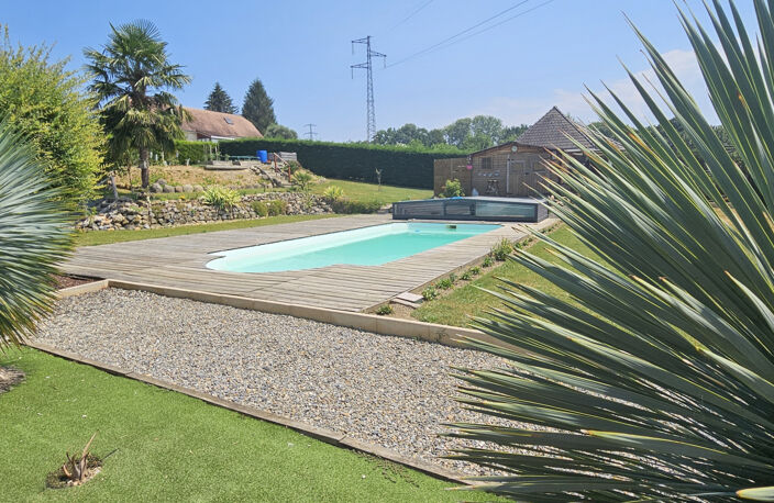 MAISON FAMILIALE DE PLAIN PIED A  PONTACQ — photo 2