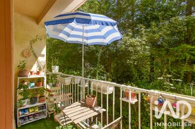 Appartement 4 pièces 275000 €