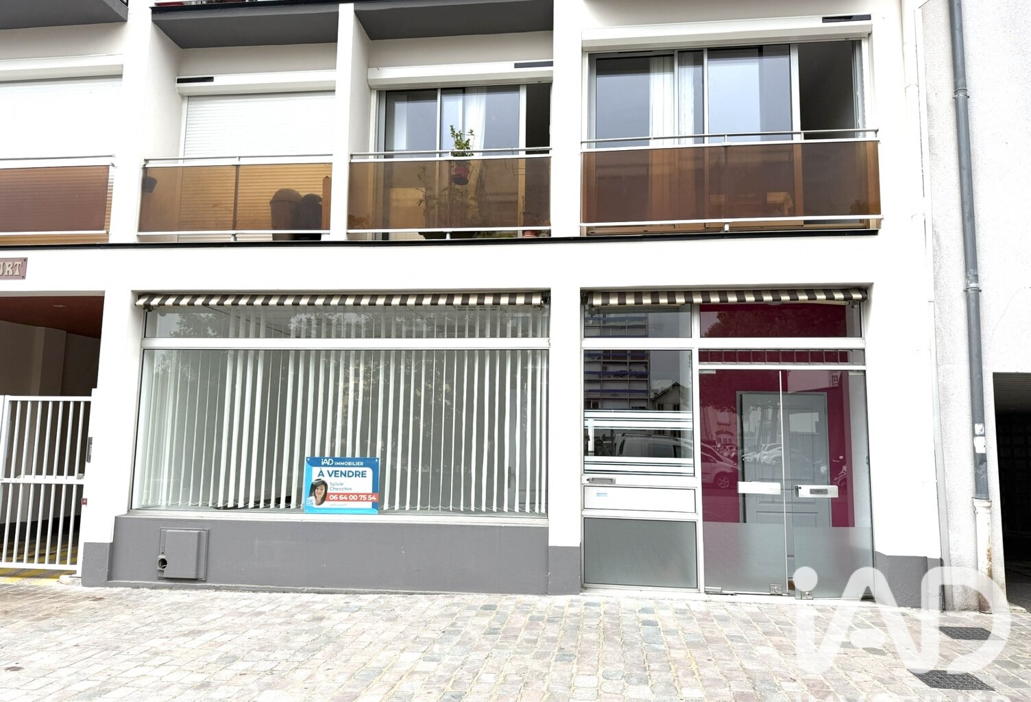 Vente Boutique/Local commercial 78 m&sup2; — photo 1