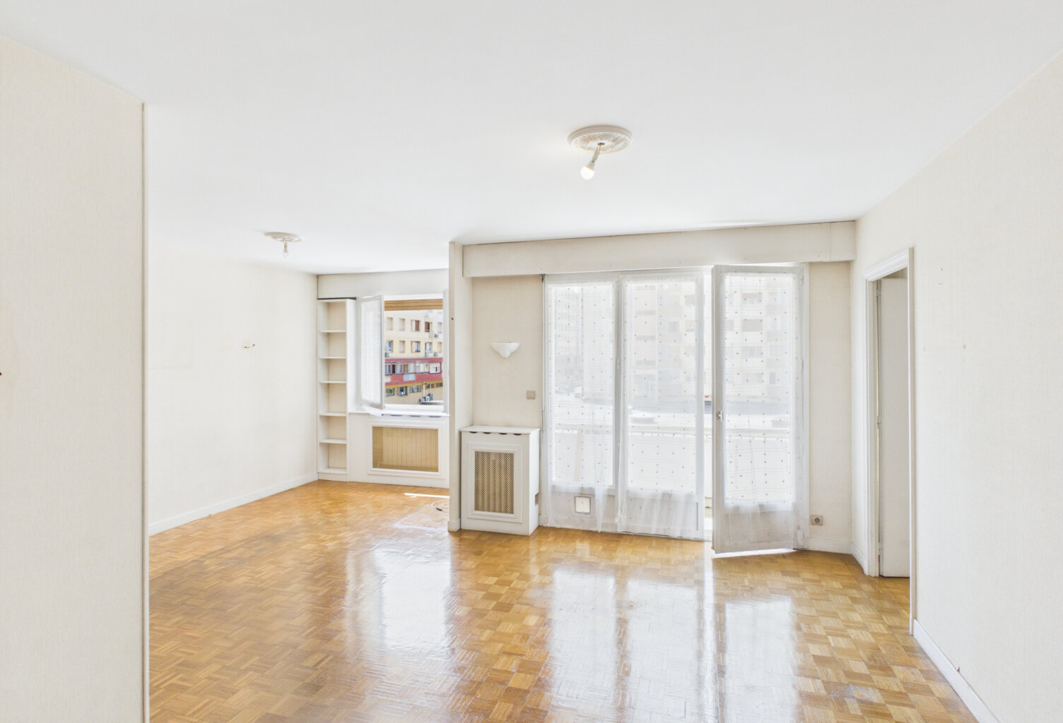 AIX-LES-BAINS, A VENDRE APPARTEMENT DE 100 M2 AVEC CAVE ET P — photo 1