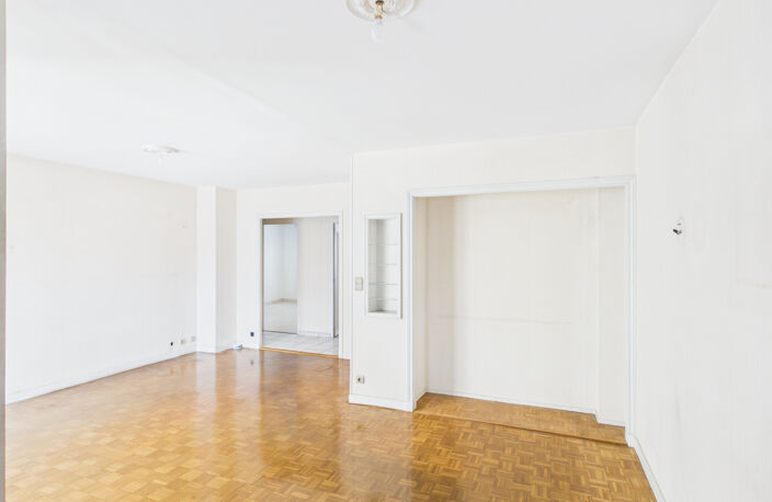 AIX-LES-BAINS, A VENDRE APPARTEMENT DE 100 M2 AVEC CAVE ET P — photo 2