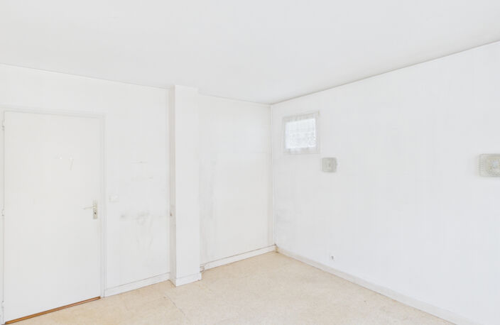 AIX-LES-BAINS, A VENDRE APPARTEMENT DE 100 M2 AVEC CAVE ET P — photo 4