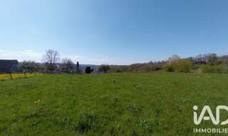 Terrain  2040 m² à vendre à Singles (63690)