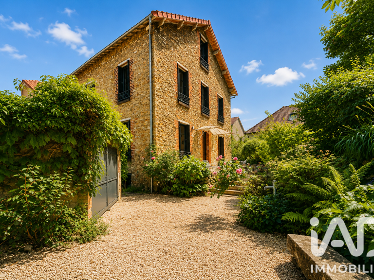 Vente Maison/villa 8 pièces — photo 1