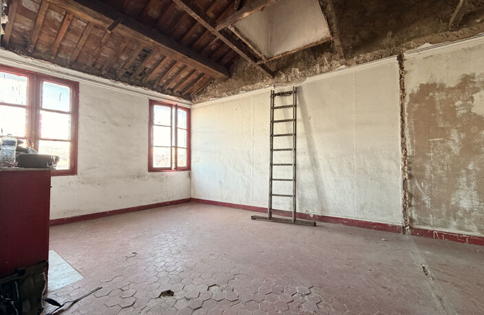 SPÉCIAL INVESTISSEUR   MARSEILLE 1er   RUE COLBERT — photo 3