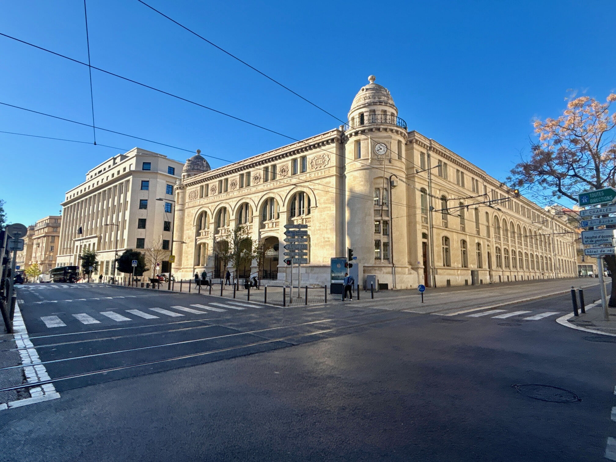 Marseille 1er Appartement 4 pièces 79 m²