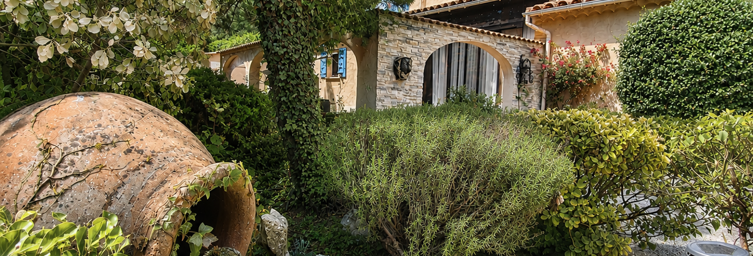 Maison 7 Pièces 167 m² à vendre à Gargas (84400)