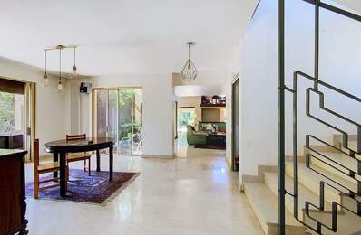 Villa de 6 pièces principales — photo du bien