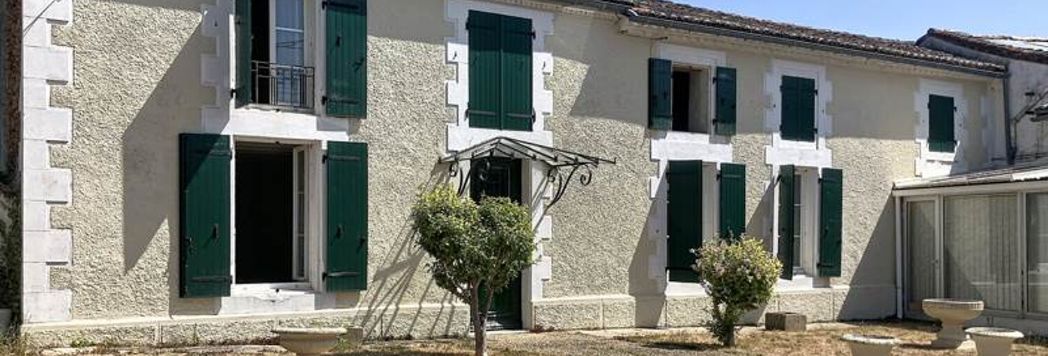 Maison 13 Pièces 215 m² à vendre à Essouvert (17400)