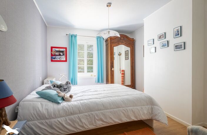 Vente maison 5 pièces 182 m² Saint-Hilaire-de-Villefranche (17770) — photo 5