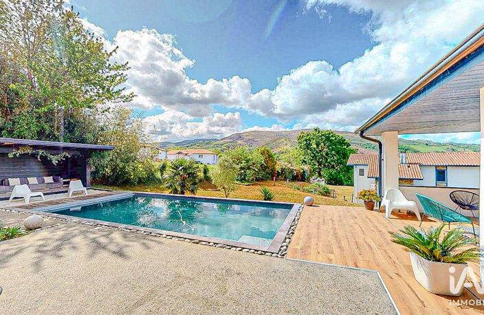 Vente Maison/villa 7 pièces — photo 2