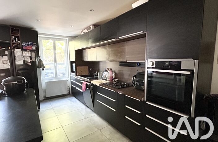 Vente Maison/villa 7 pièces — photo 2