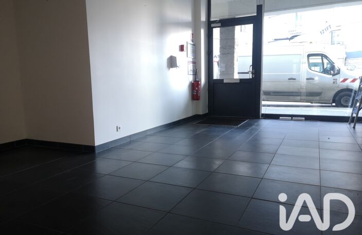 Vente Boutique/Local commercial 98 m&sup2; — photo 2