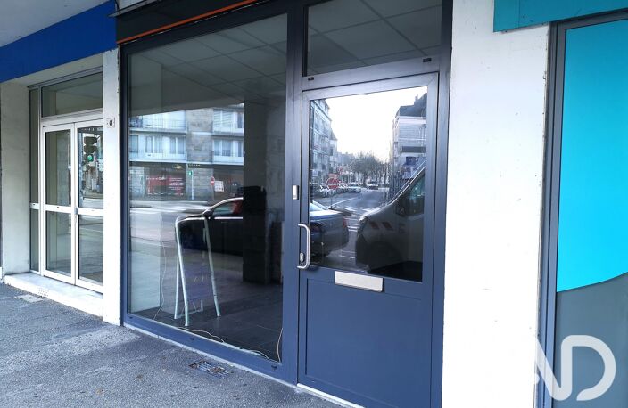 Vente Boutique/Local commercial 98 m&sup2; — photo 3
