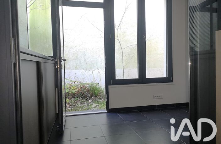 Vente Boutique/Local commercial 98 m&sup2; — photo 4