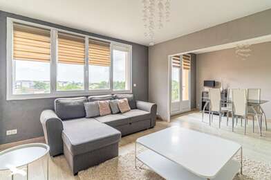 Appartement 4 pièces 169087 €